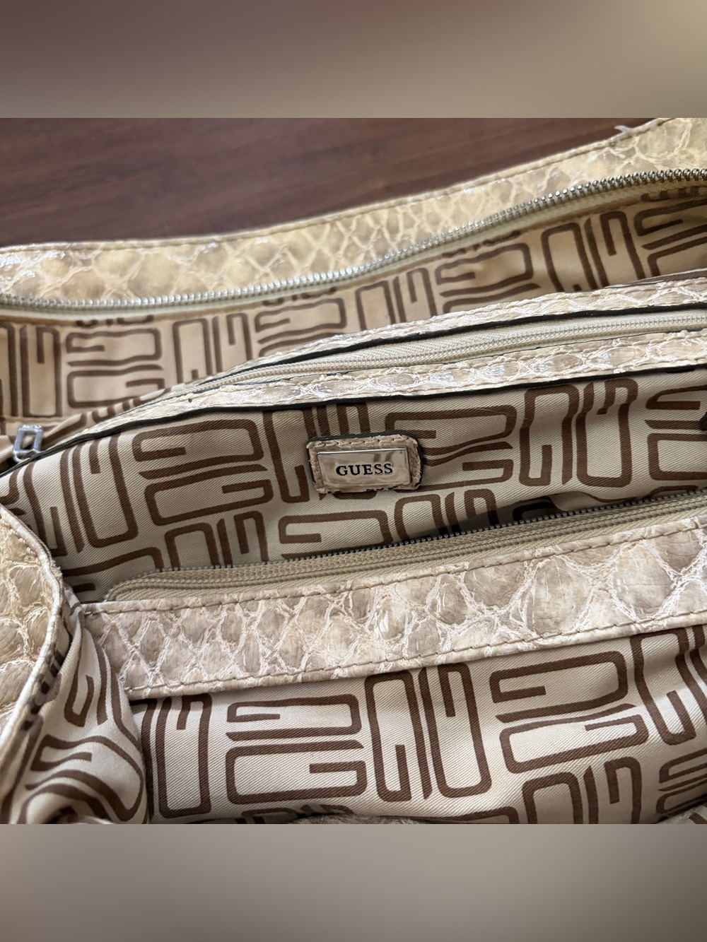 Y2K Guess cream faux croc leather large tote purse - Picture 11 of 16